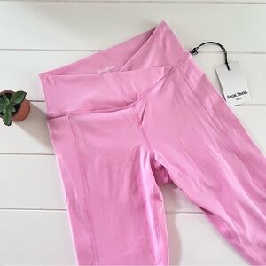 Social Tourist Pink Leggings